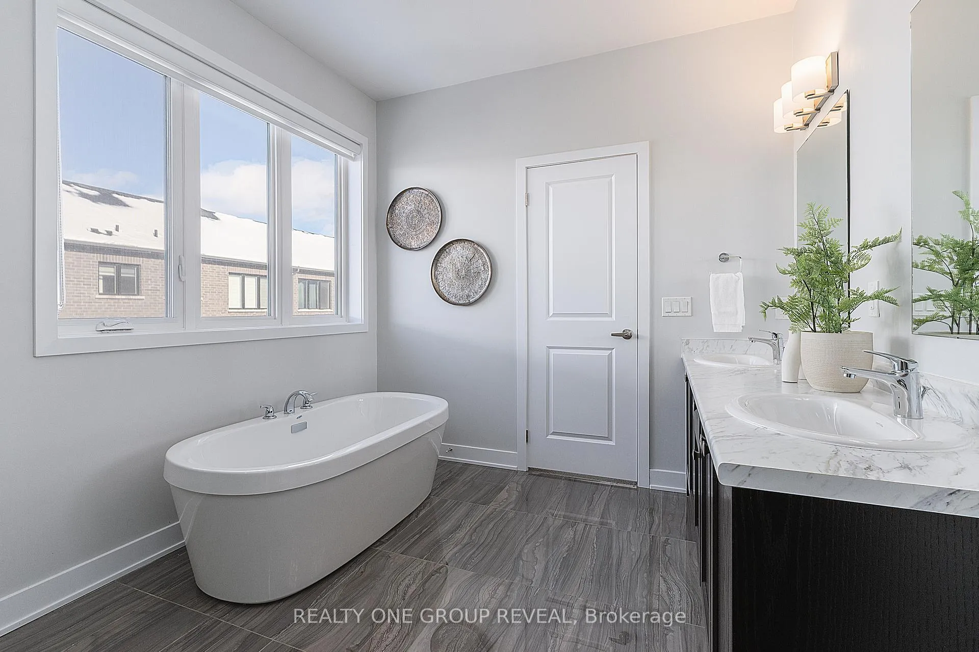 Photo 14 of 1044 Suddard Avenue, Oshawa, Kedron — HOMEH