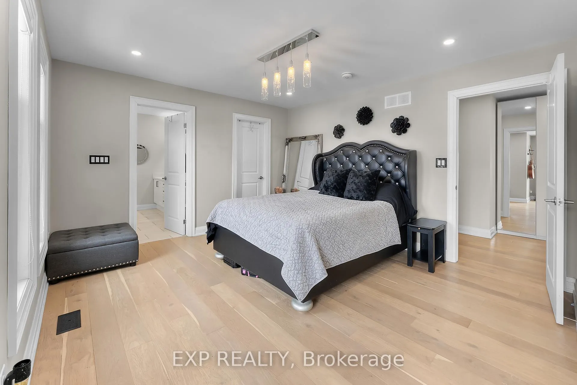 Photo 20 of 8 Leeson Street, St. Catharines, Burleigh Hill — HOMEH