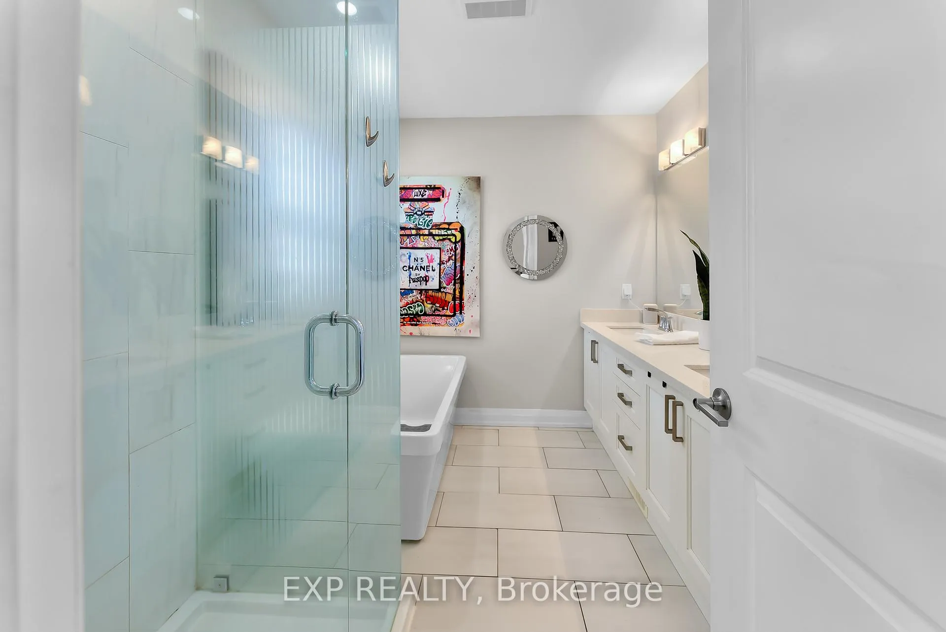 Photo 21 of 8 Leeson Street, St. Catharines, Burleigh Hill — HOMEH