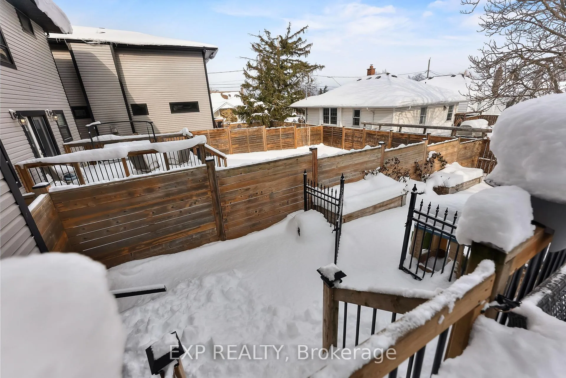 Photo 41 of 8 Leeson Street, St. Catharines, Burleigh Hill — HOMEH