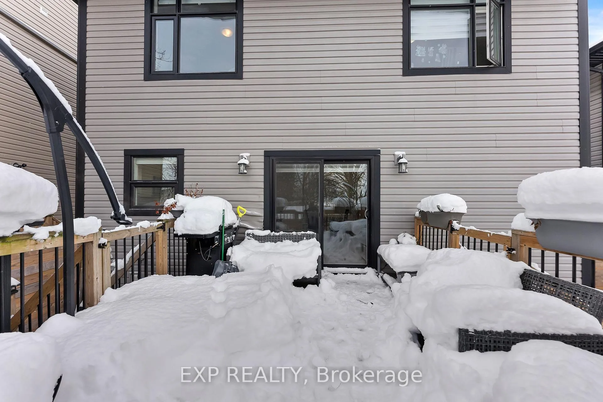 Photo 43 of 8 Leeson Street, St. Catharines, Burleigh Hill — HOMEH