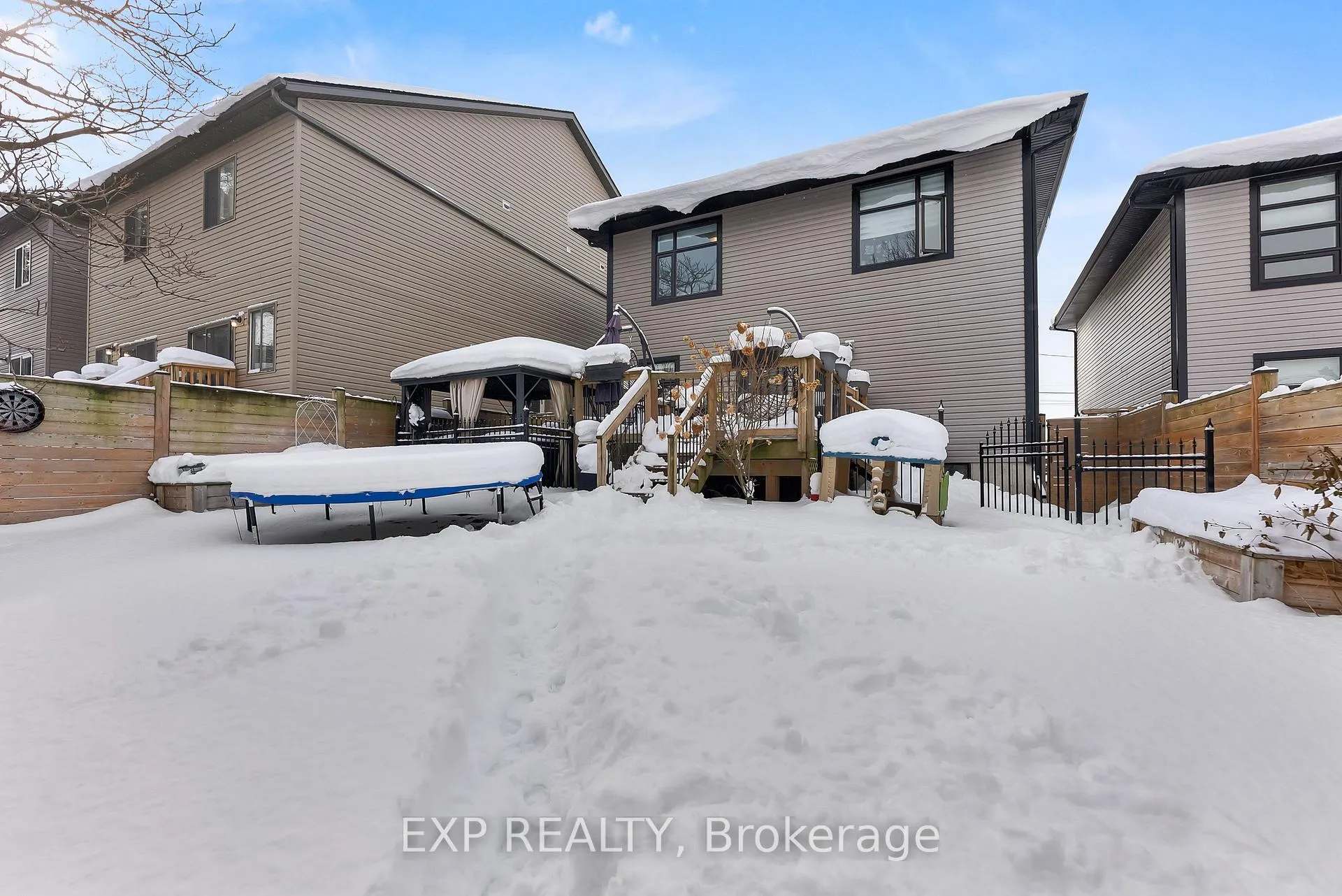 Photo 44 of 8 Leeson Street, St. Catharines, Burleigh Hill — HOMEH