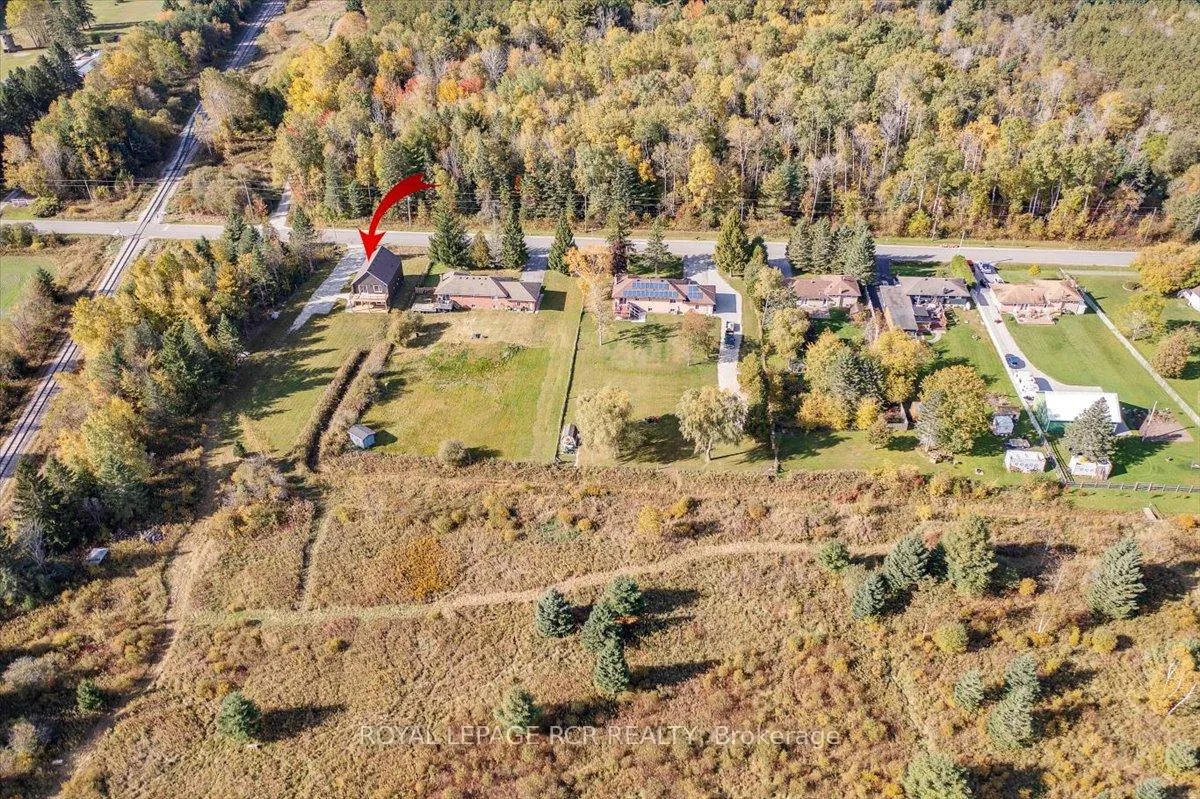Photo 6 of 8757 9th Line, Essa, Thornton — HOMEH