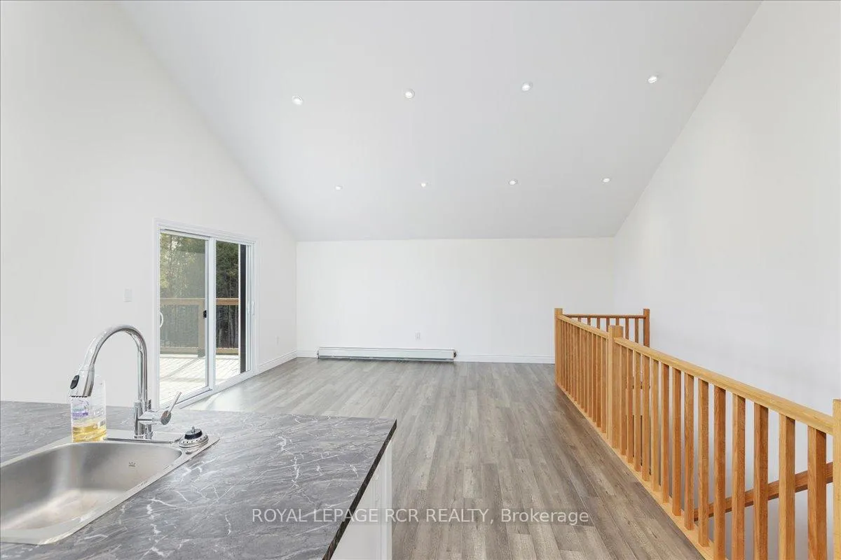 Photo 12 of 8757 9th Line, Essa, Thornton — HOMEH