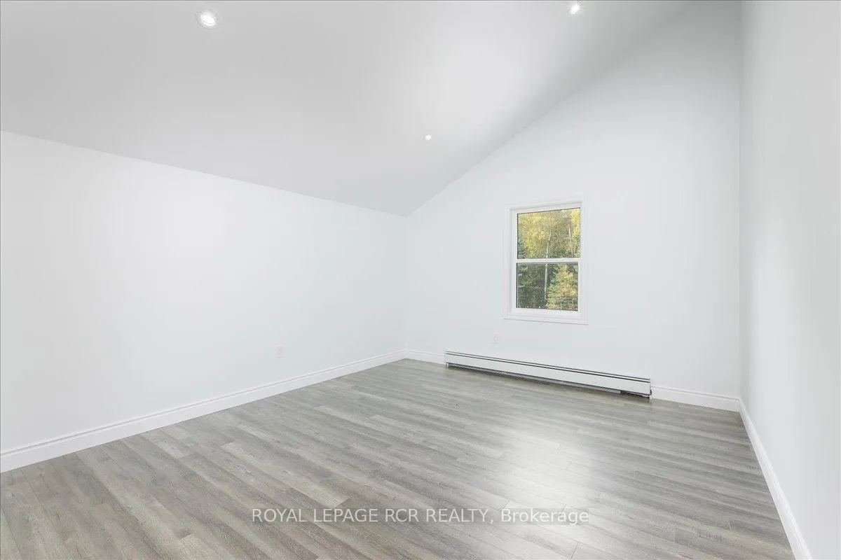 Photo 17 of 8757 9th Line, Essa, Thornton — HOMEH
