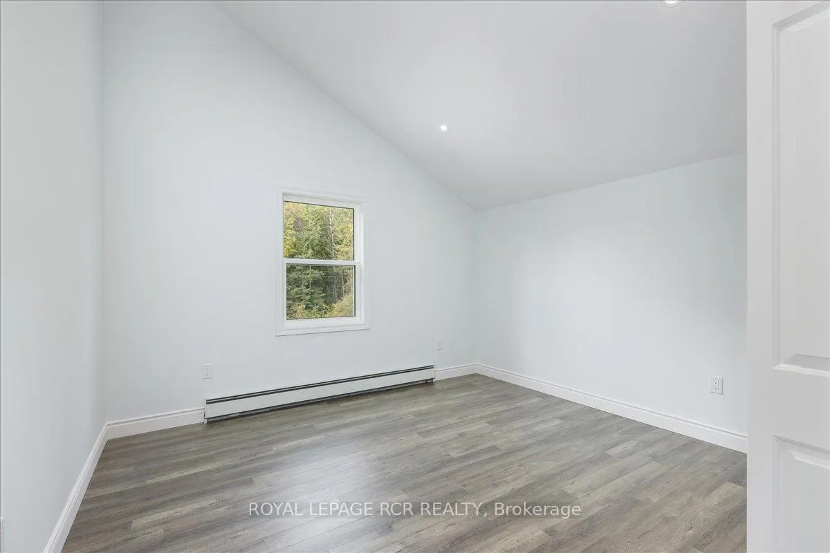 Photo 20 of 8757 9th Line, Essa, Thornton — HOMEH