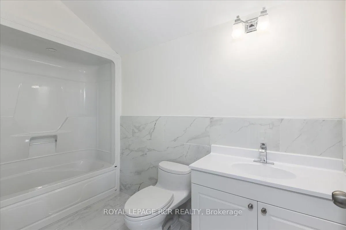 Photo 21 of 8757 9th Line, Essa, Thornton — HOMEH