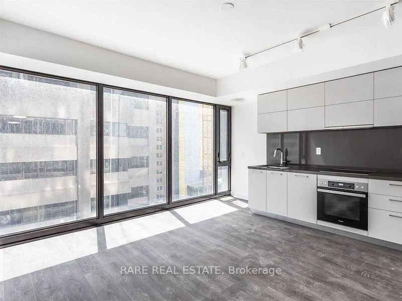 Photo 3 of Unit 1208, 188 Cumberland Street, Toronto, The Annex — HOMEH