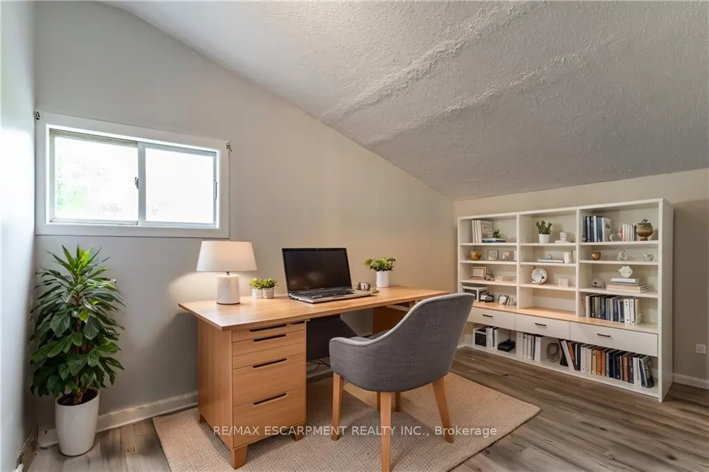 Photo 18 of 15 Agnes Street, Hamilton, Crown Point — HOMEH
