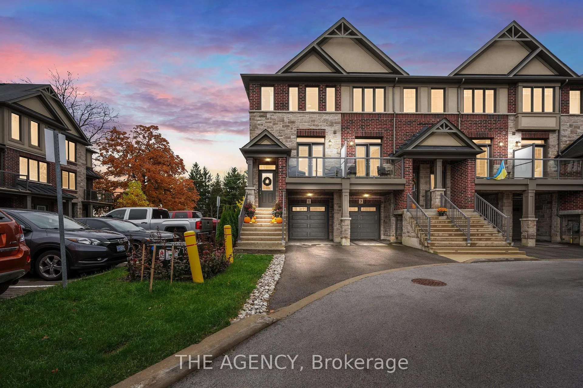 Photo 1 of 1 Pringle Lane, Hamilton, Ancaster — HOMEH