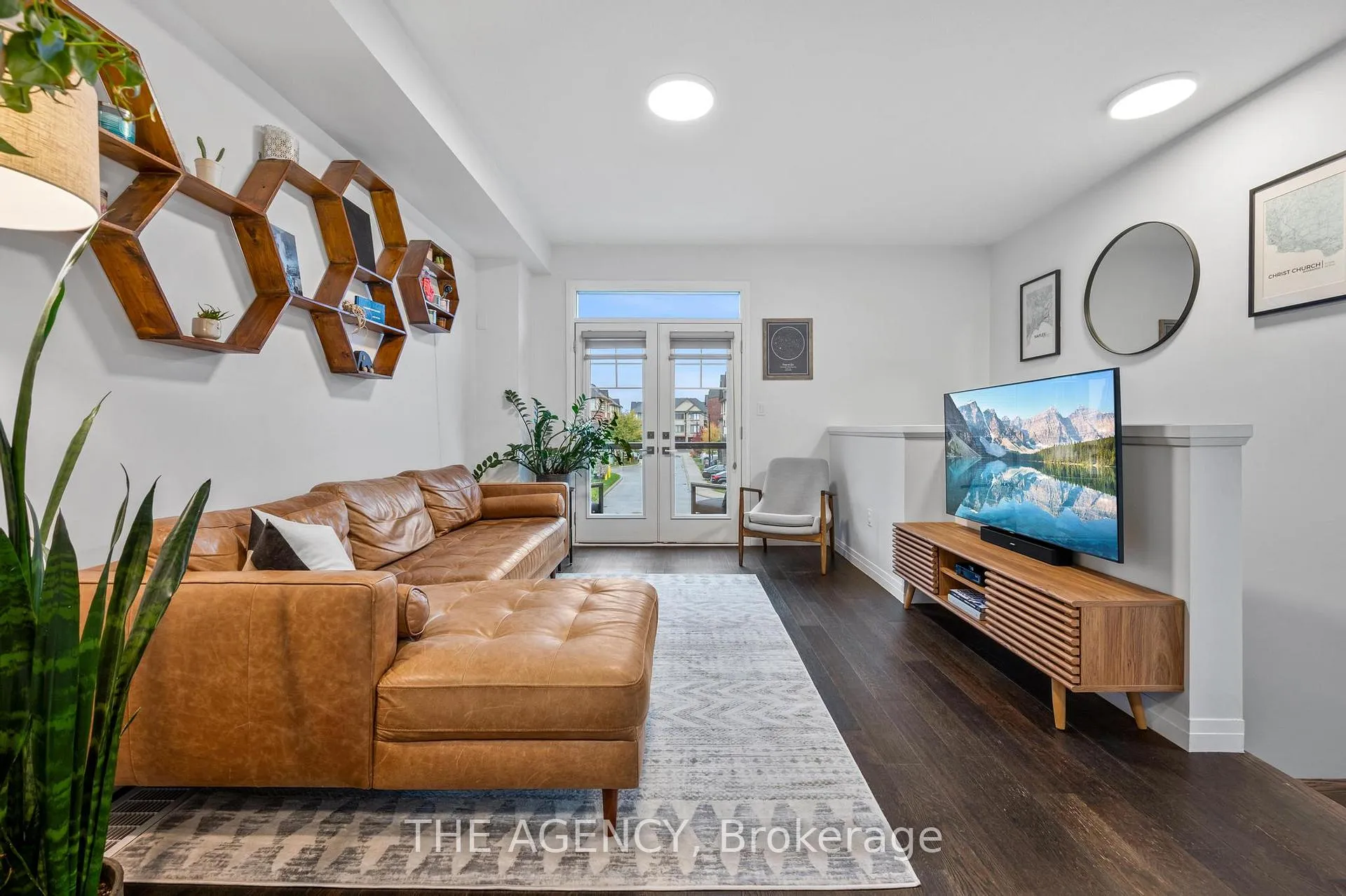 Photo 8 of 1 Pringle Lane, Hamilton, Ancaster — HOMEH