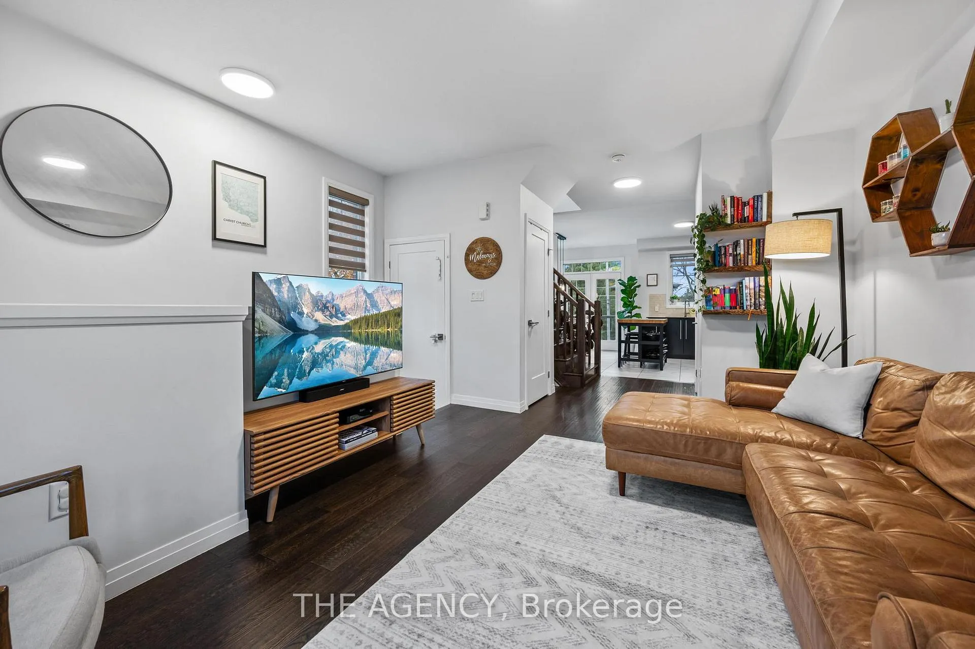 Photo 10 of 1 Pringle Lane, Hamilton, Ancaster — HOMEH
