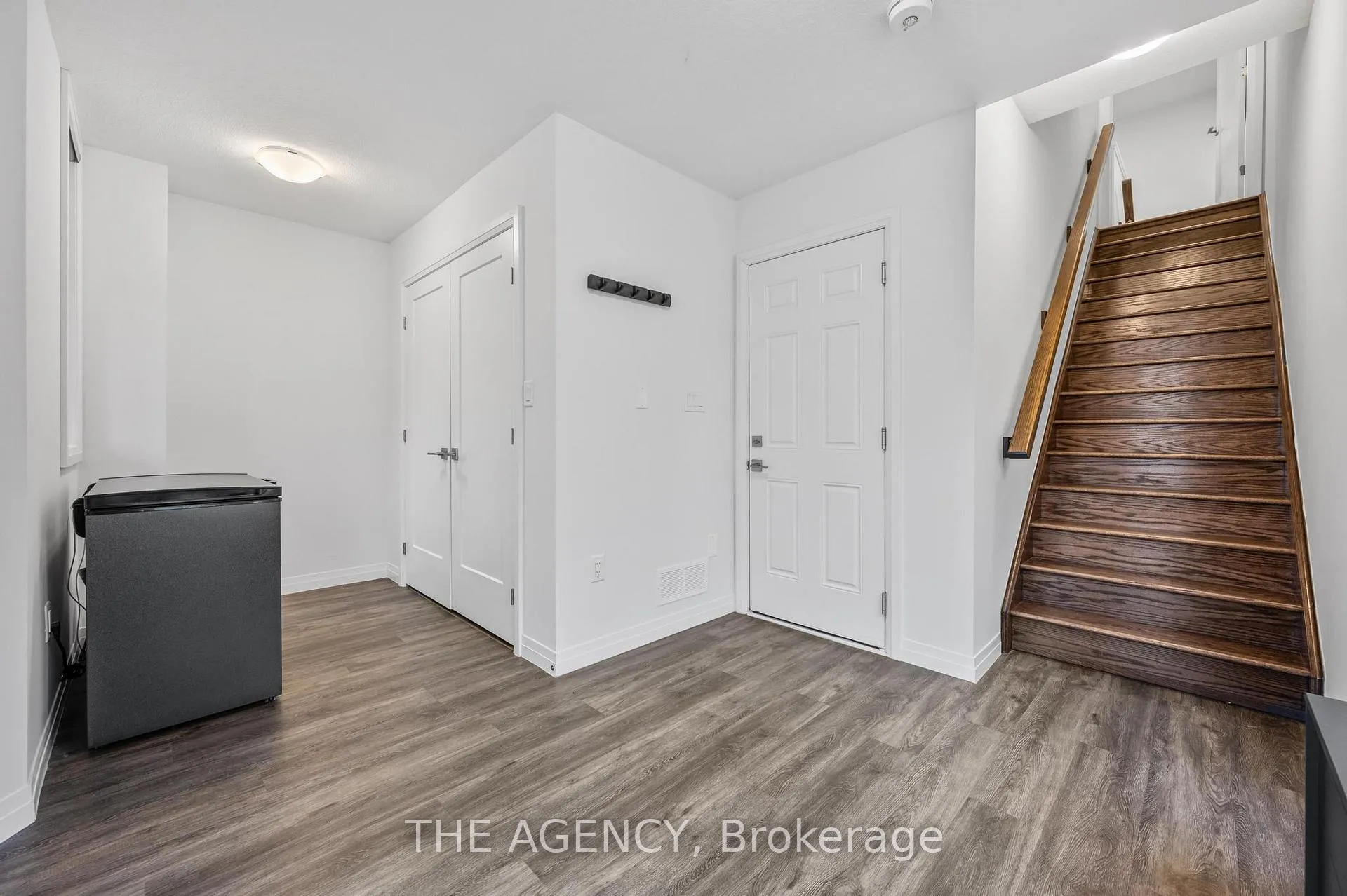 Photo 35 of 1 Pringle Lane, Hamilton, Ancaster — HOMEH