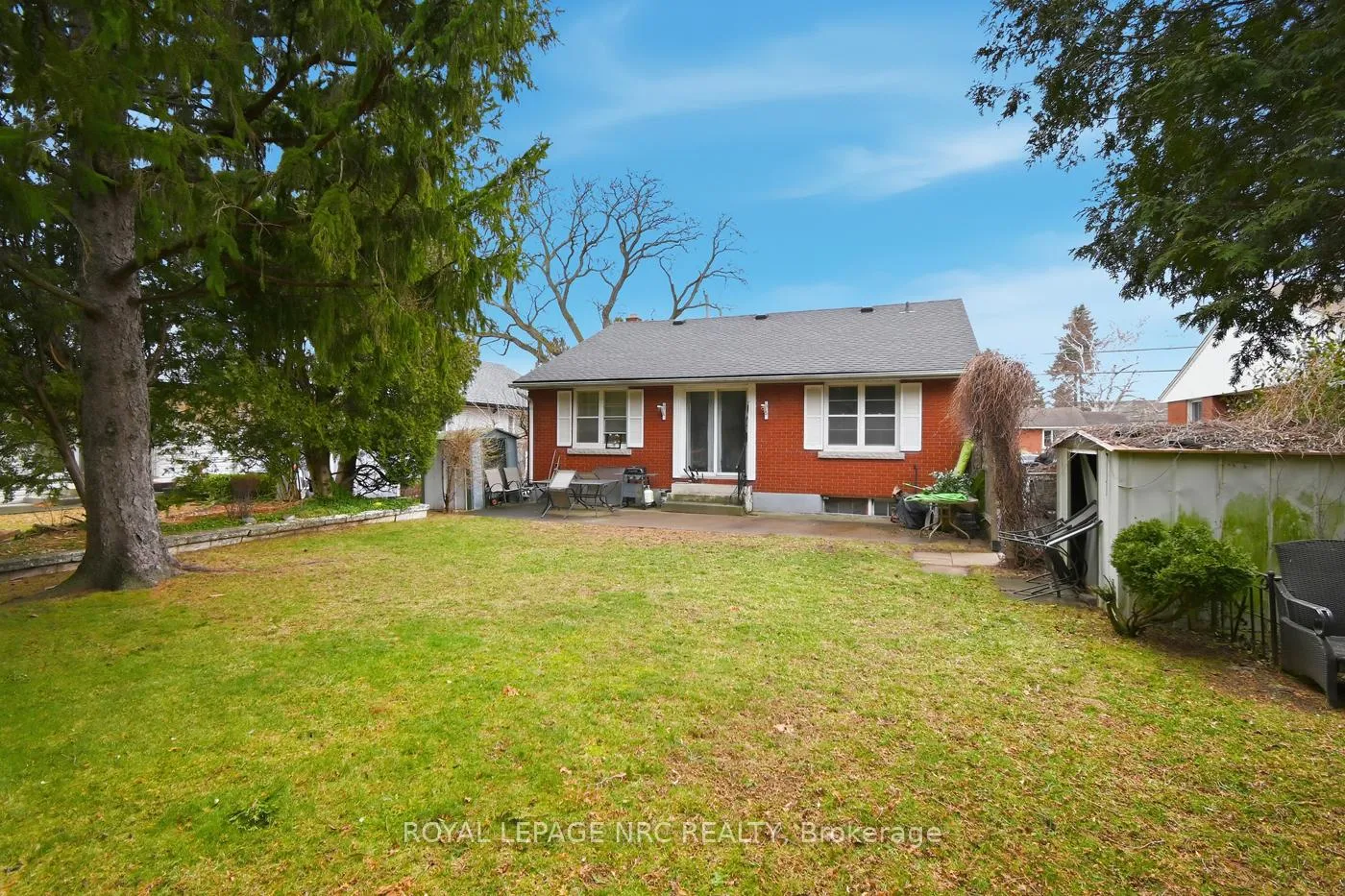 Photo 20 of 6161 Scott Street, Niagara Falls, Cherrywood — HOMEH