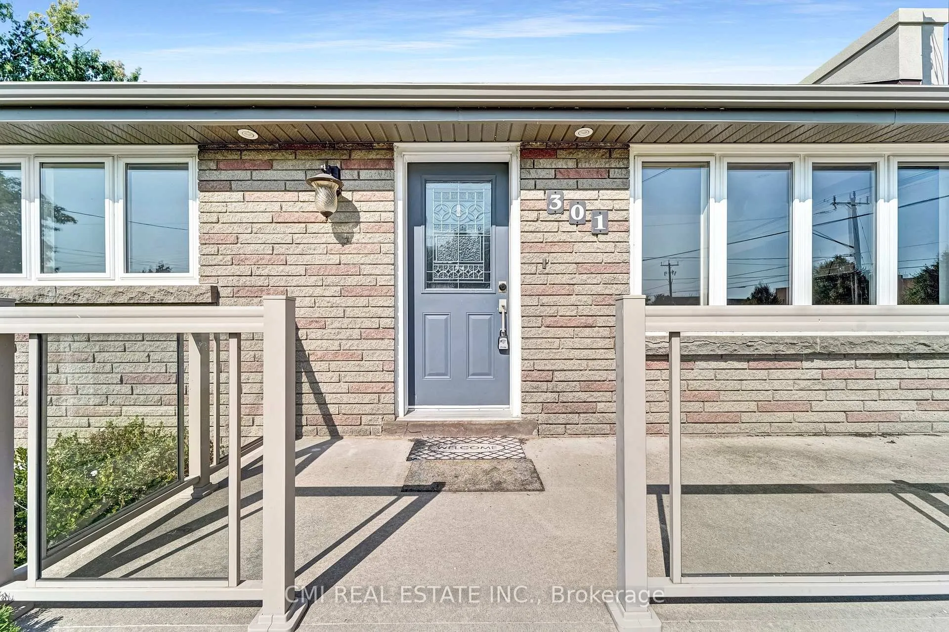 Photo 4 of 301 Christina Avenue, Hamilton, Winona — HOMEH