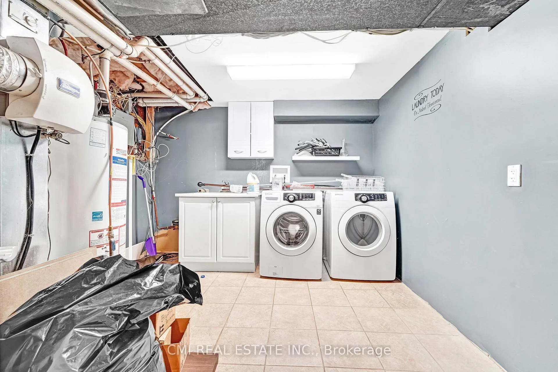 Photo 32 of 301 Christina Avenue, Hamilton, Winona — HOMEH