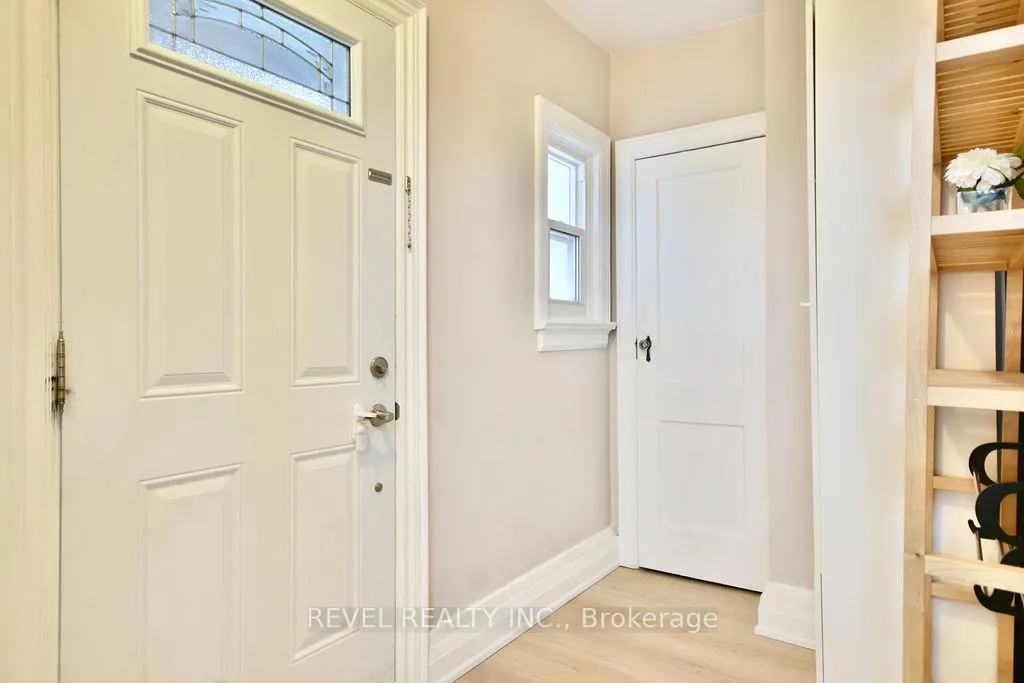 Photo 2 of 34 Penetang Street, Barrie, Codrington — HOMEH