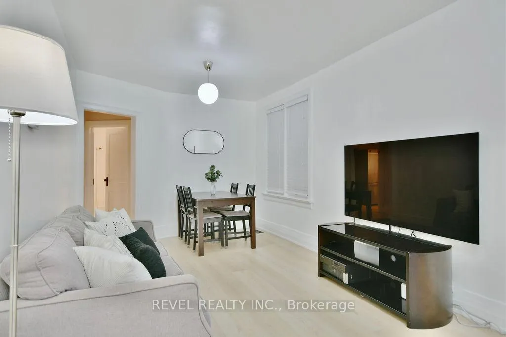 Photo 5 of 34 Penetang Street, Barrie, Codrington — HOMEH