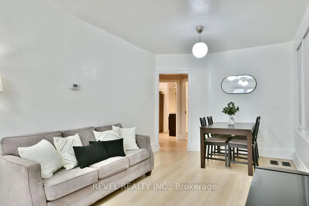 Photo 6 of 34 Penetang Street, Barrie, Codrington — HOMEH