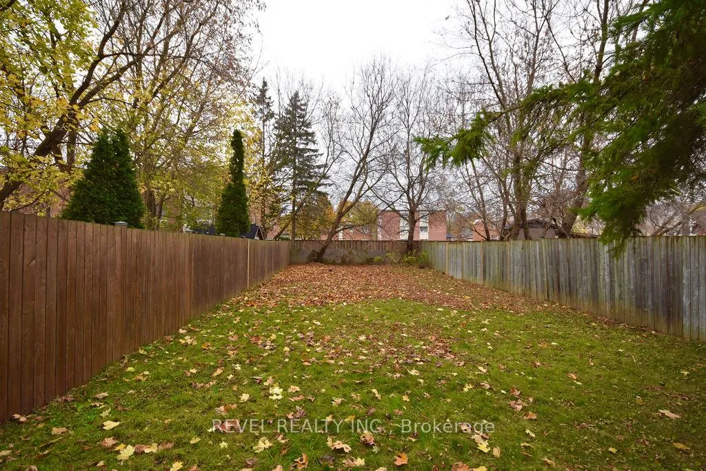 Photo 29 of 34 Penetang Street, Barrie, Codrington — HOMEH