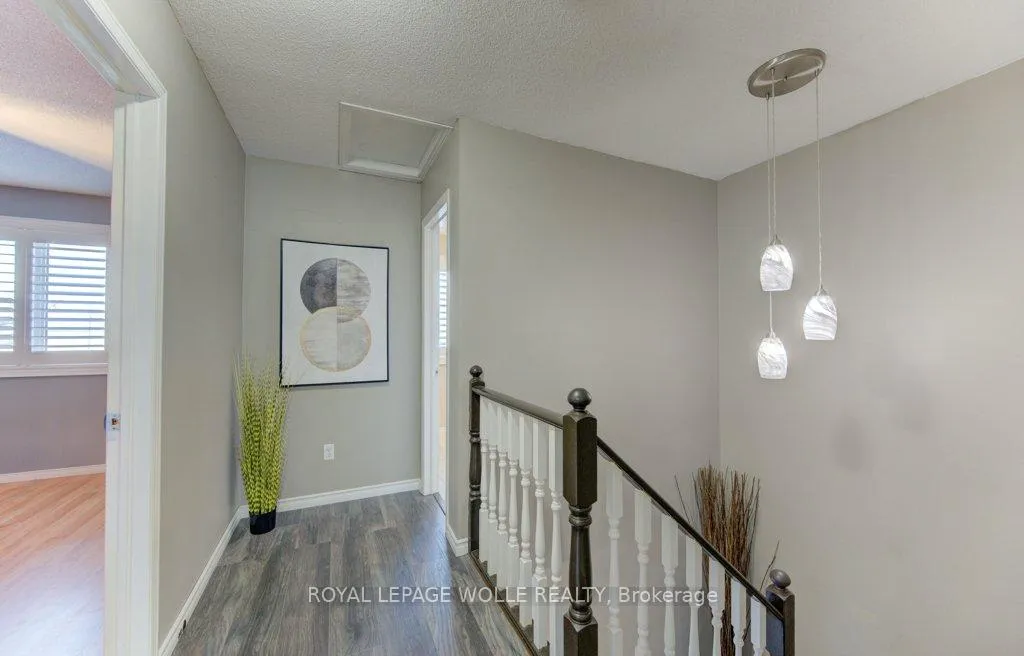 Photo 22 of 23 Michelle Court, Kitchener — HOMEH