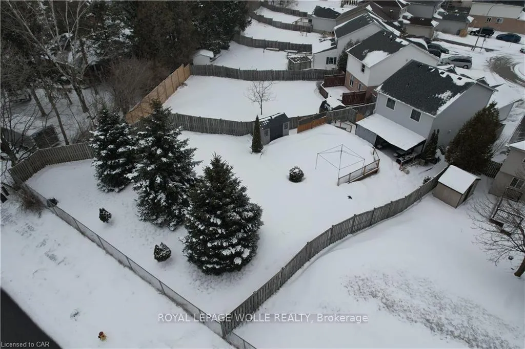 Photo 47 of 23 Michelle Court, Kitchener — HOMEH