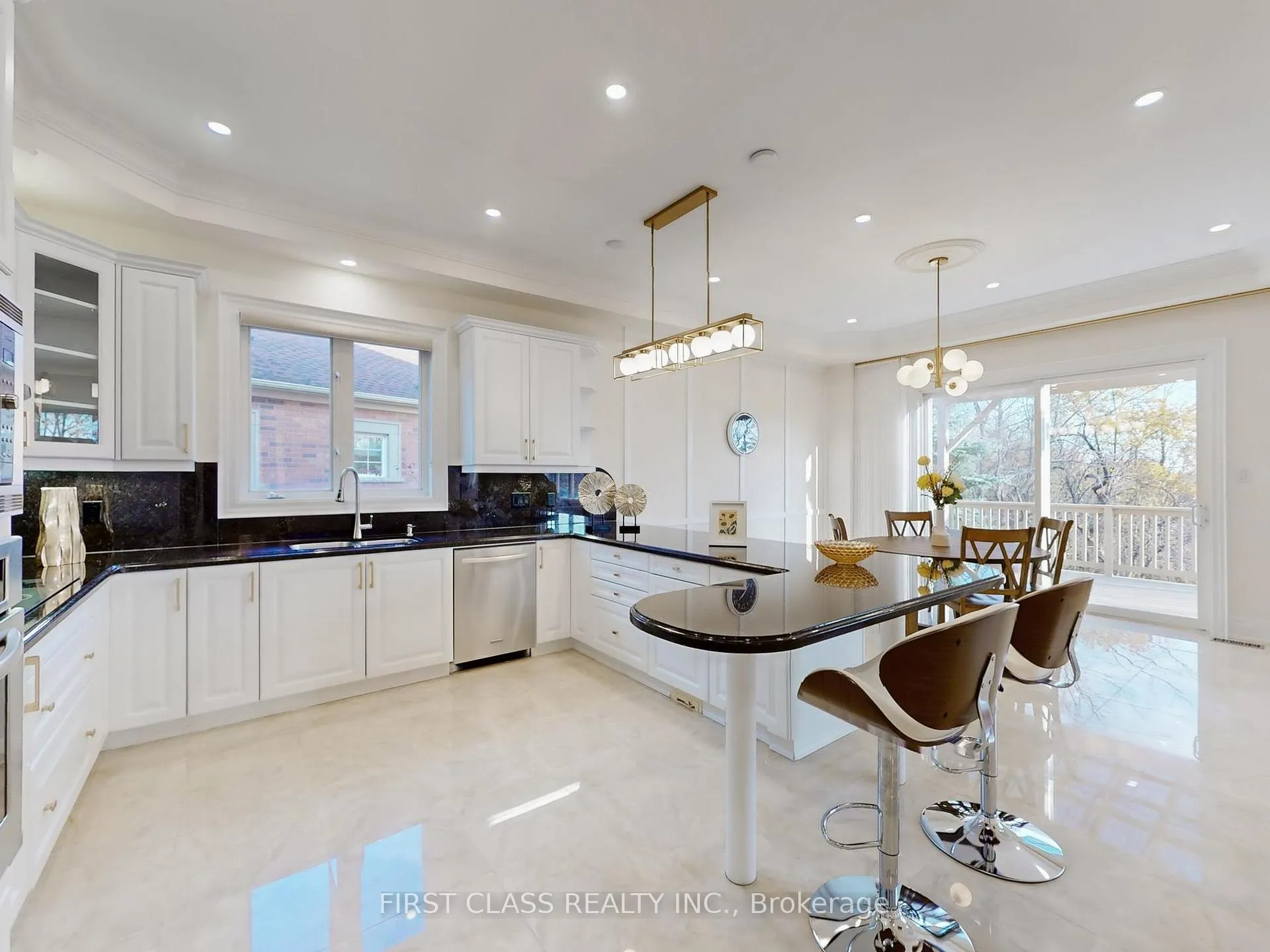 Photo 15 of 99 Rivermill Crescent, Vaughan, Patterson — HOMEH