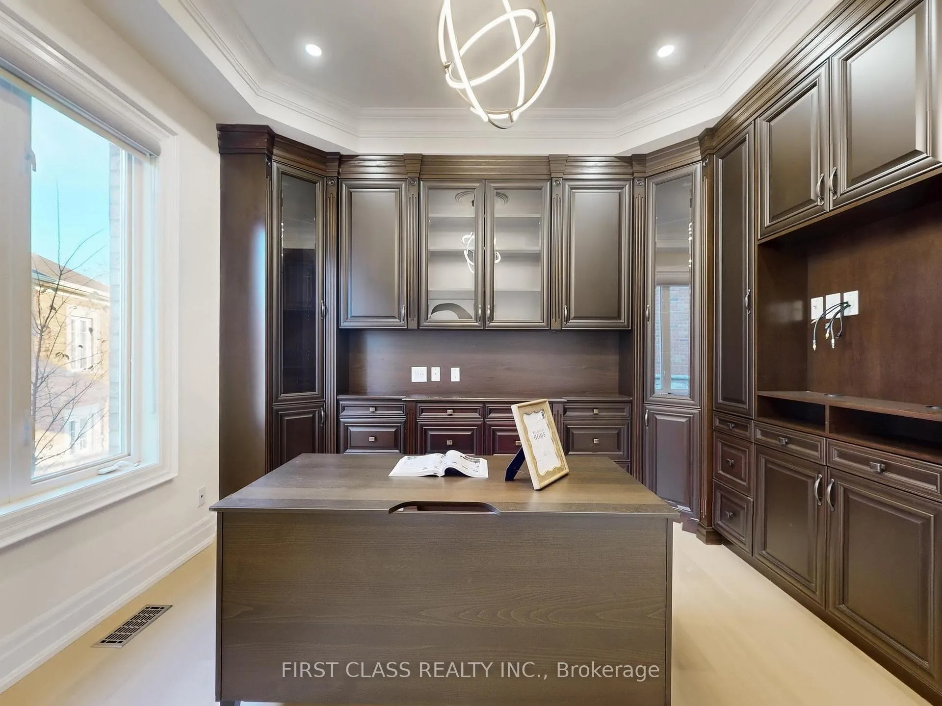 Photo 20 of 99 Rivermill Crescent, Vaughan, Patterson — HOMEH