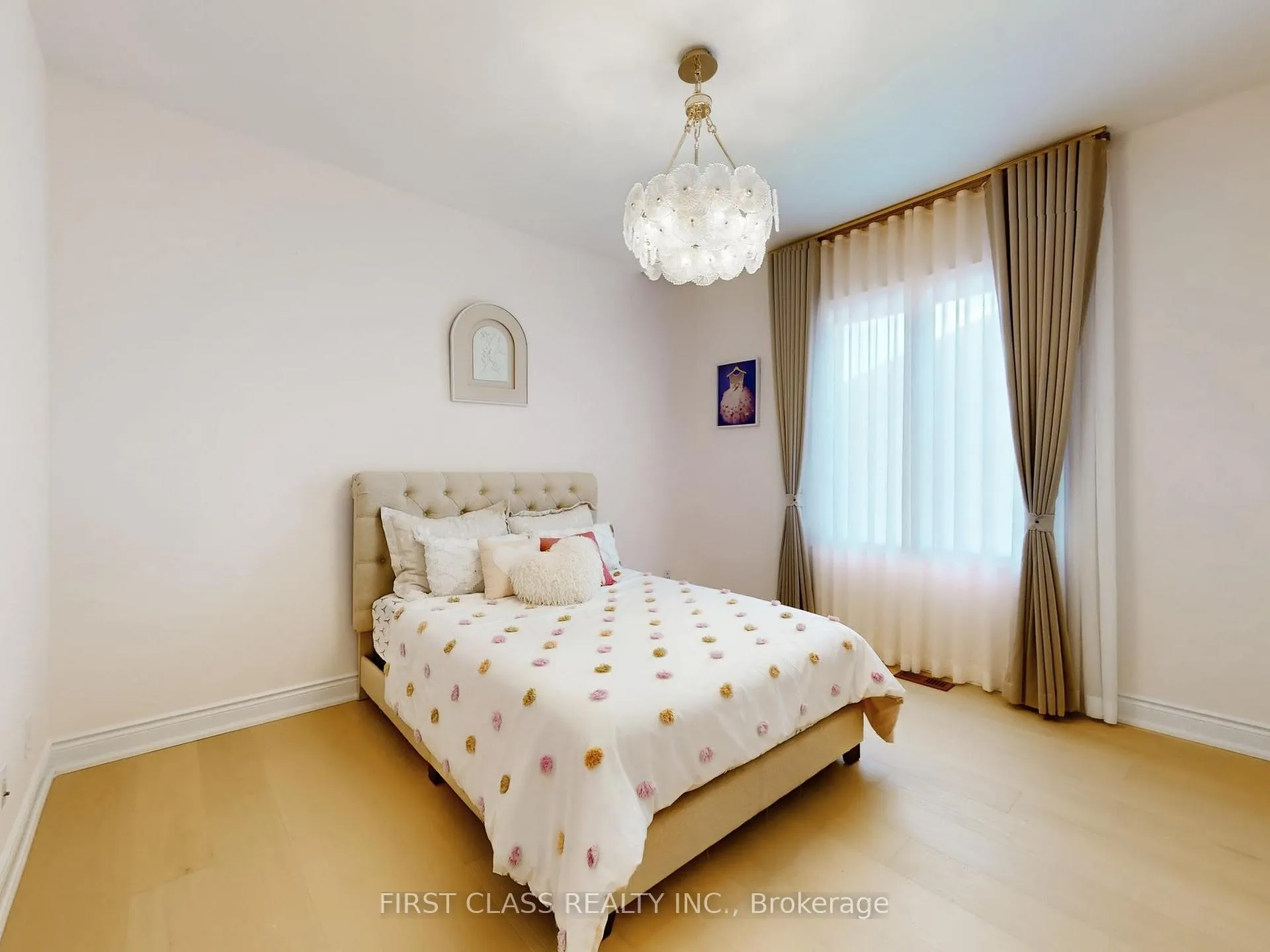 Photo 35 of 99 Rivermill Crescent, Vaughan, Patterson — HOMEH