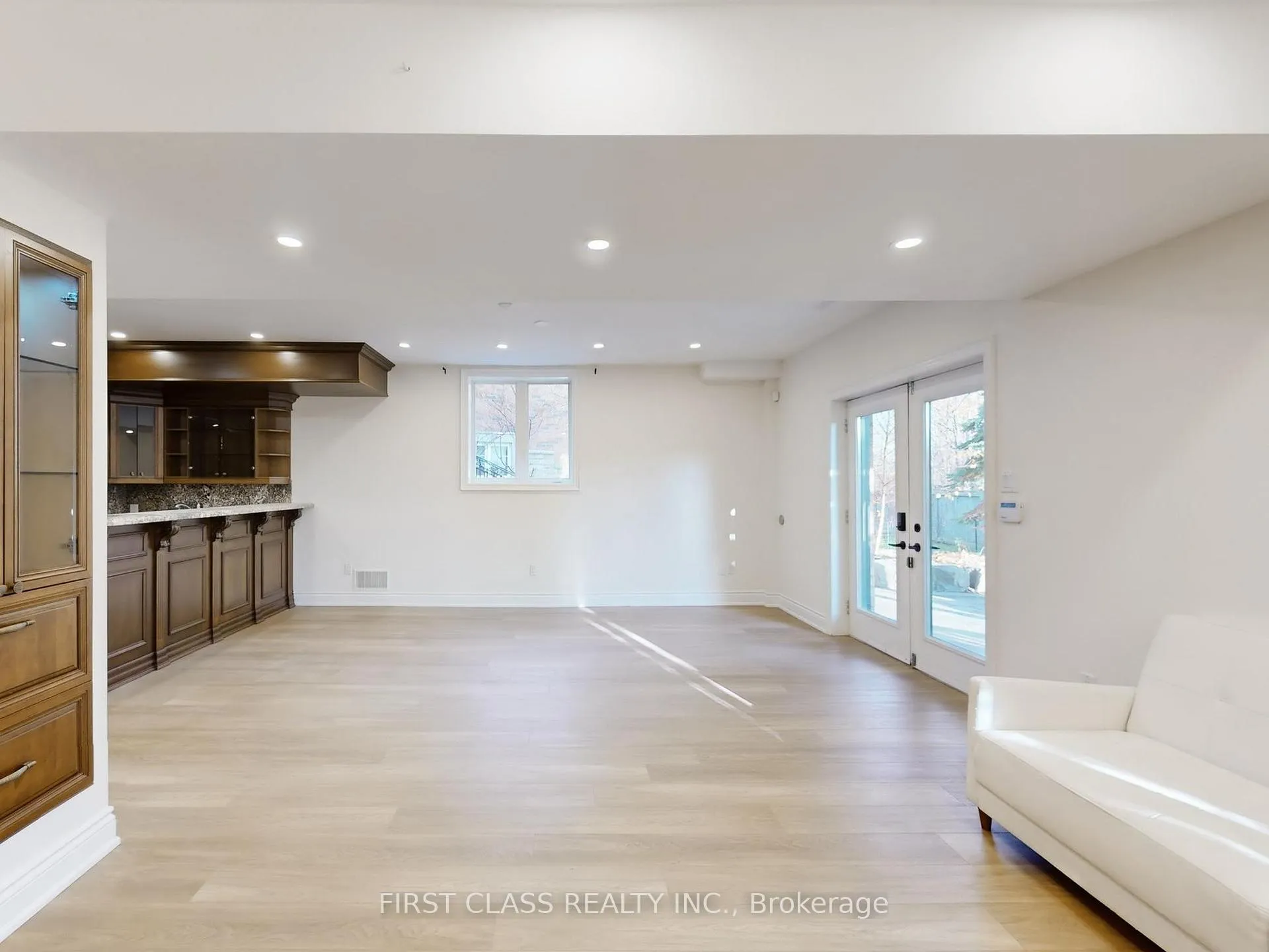 Photo 38 of 99 Rivermill Crescent, Vaughan, Patterson — HOMEH