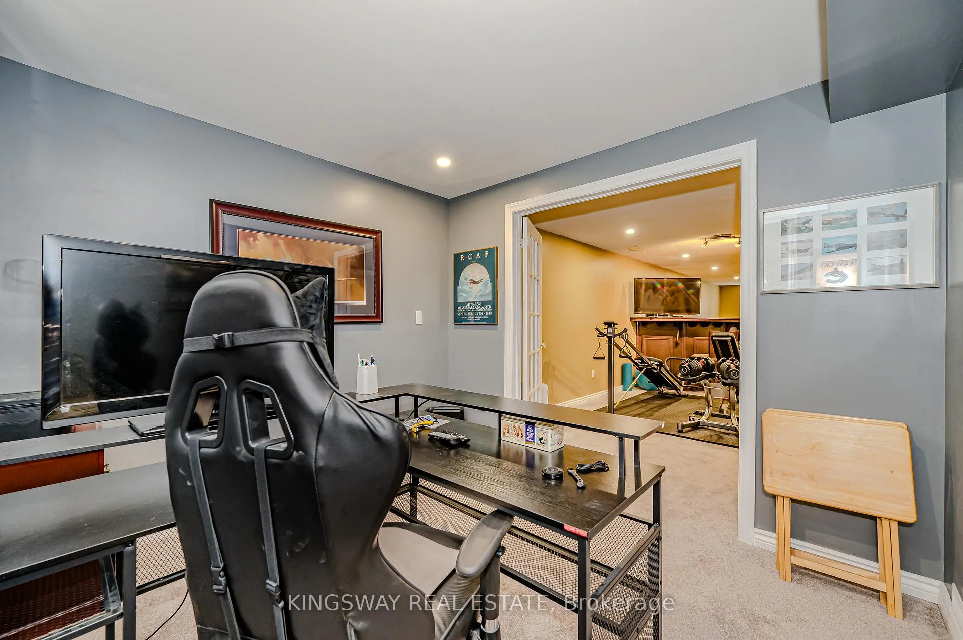 Photo 18 of 21 Longview Road, Hamilton, Mount Hope — HOMEH