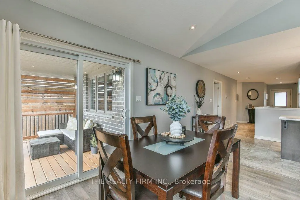 Photo 21 of 92 Westlake Drive, St. Thomas — HOMEH