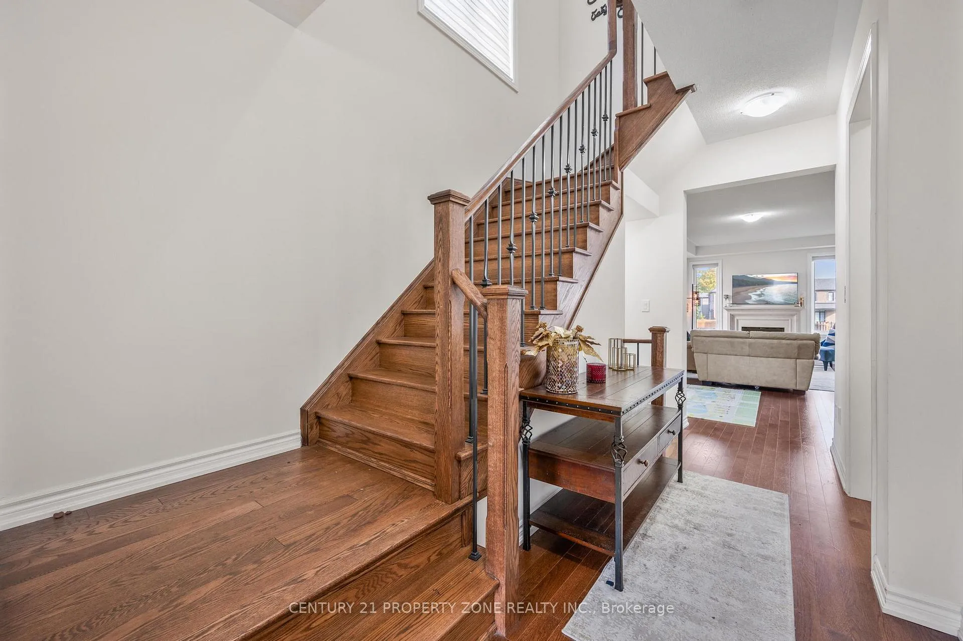 Photo 20 of 11 Hinkson Street, Whitby, Williamsburg — HOMEH