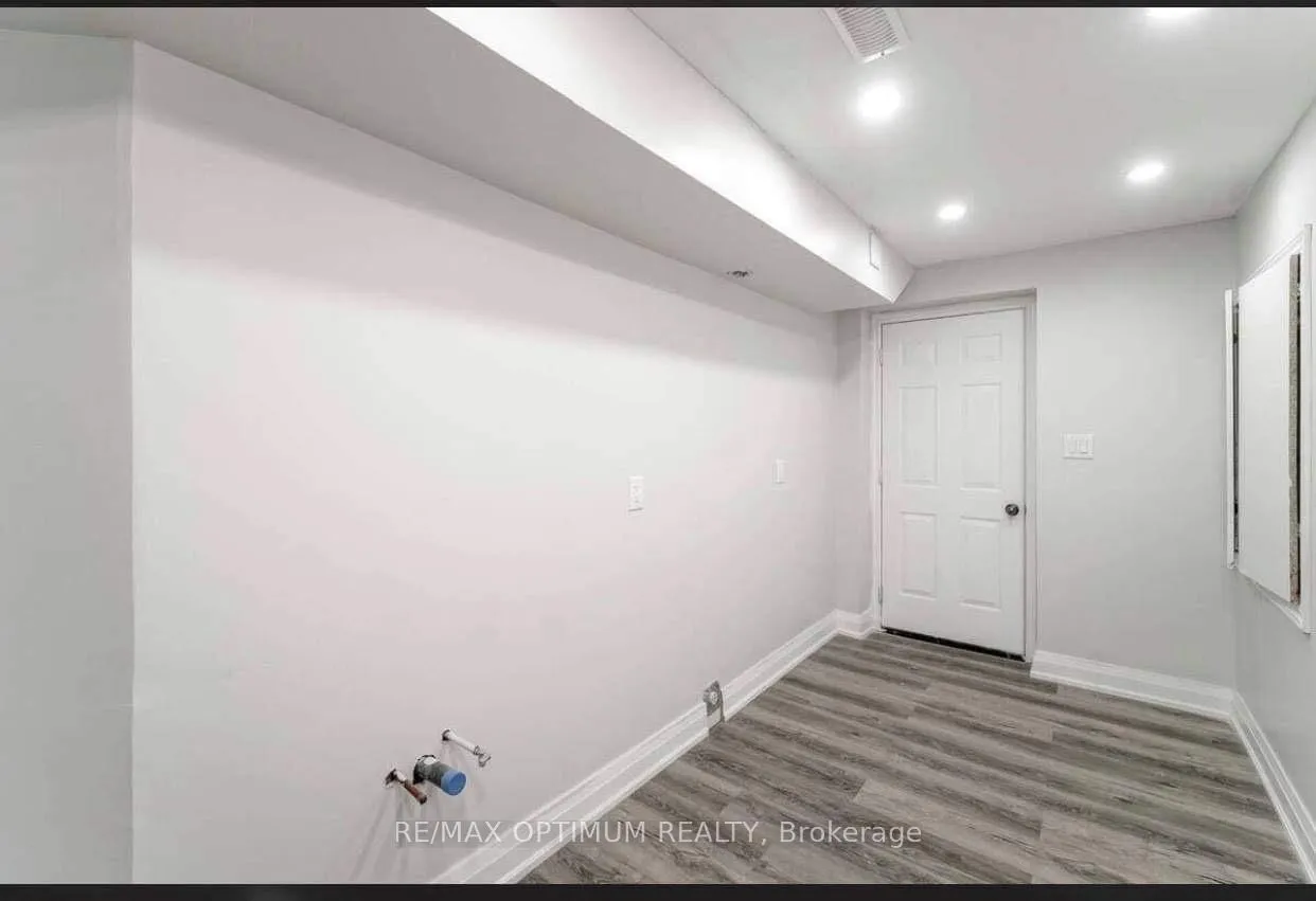 Photo 6 of Unit Bsmt, 14 Fann Drive, Brampton, Northwest Brampton — HOMEH