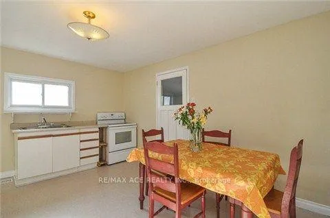 Photo 7 of 132 Grenfell Street, Oshawa, Vanier — HOMEH