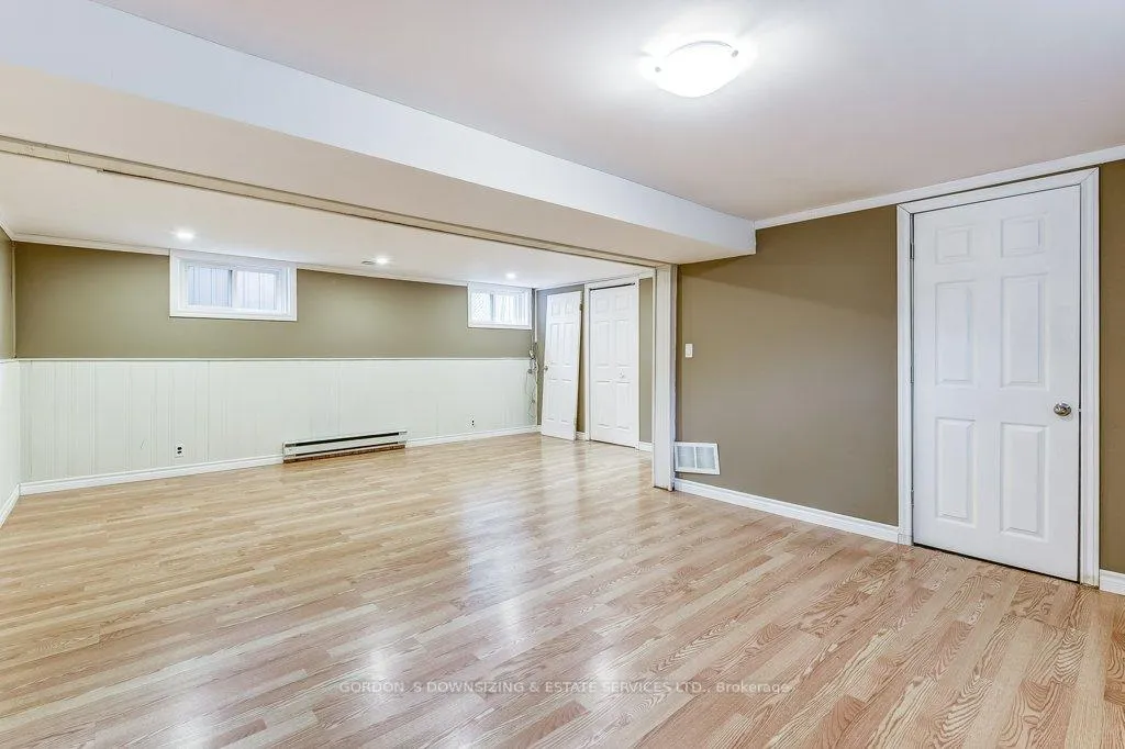 Photo 37 of 30 Ermatinger Street, Selwyn — HOMEH