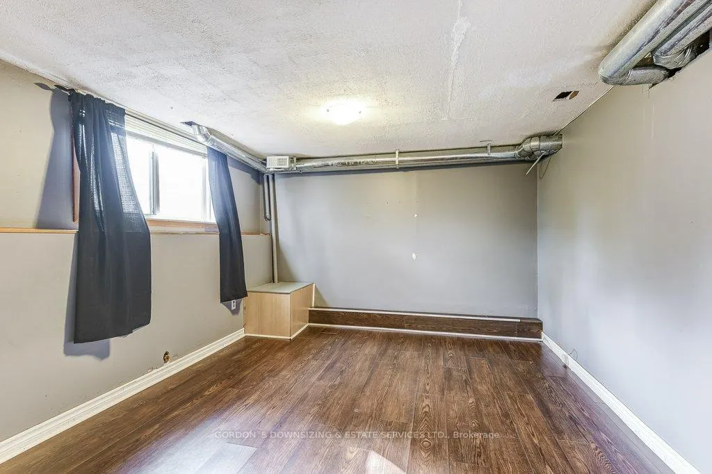 Photo 40 of 30 Ermatinger Street, Selwyn — HOMEH