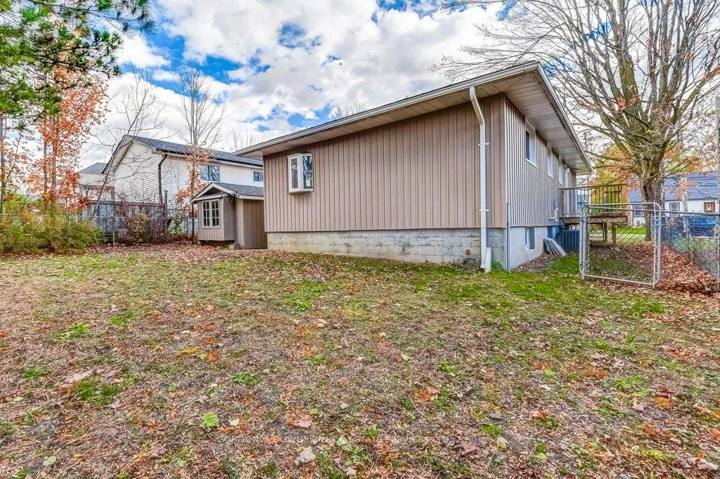 Photo 48 of 30 Ermatinger Street, Selwyn — HOMEH