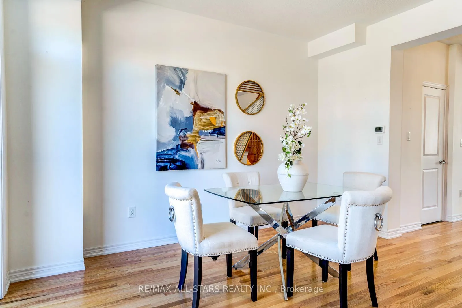 Photo 14 of 41 Steamboat Way, Whitby, Port Whitby — HOMEH