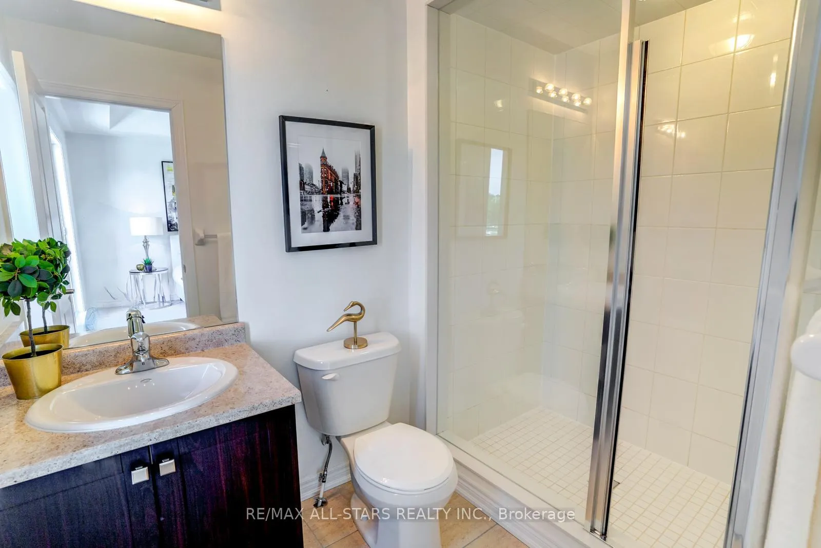 Photo 29 of 41 Steamboat Way, Whitby, Port Whitby — HOMEH