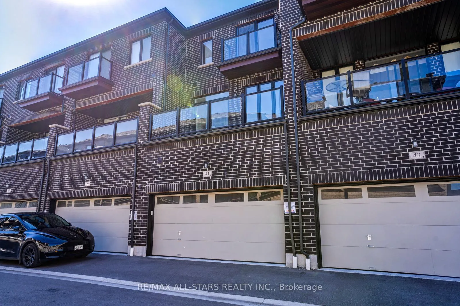 Photo 39 of 41 Steamboat Way, Whitby, Port Whitby — HOMEH