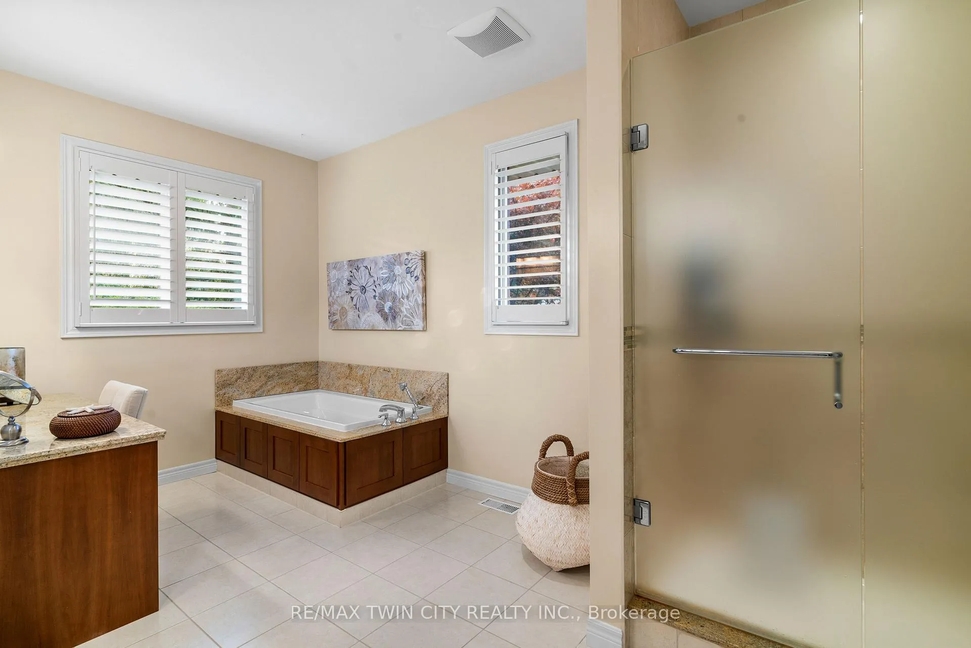 Photo 23 of 253 Golf Course Road, Woolwich — HOMEH