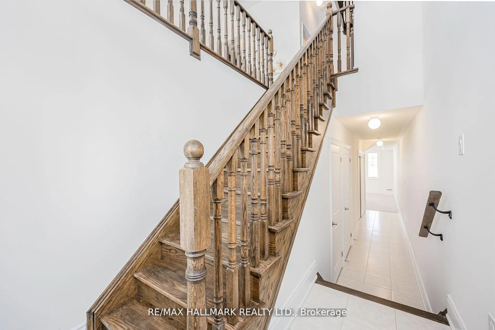 Photo 4 of 307 Swan Park Road, Markham, Greensborough — HOMEH