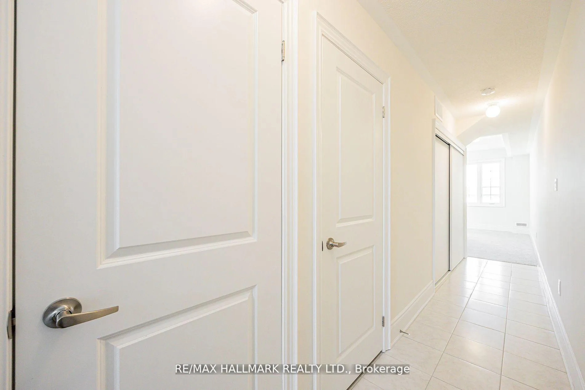 Photo 5 of 307 Swan Park Road, Markham, Greensborough — HOMEH