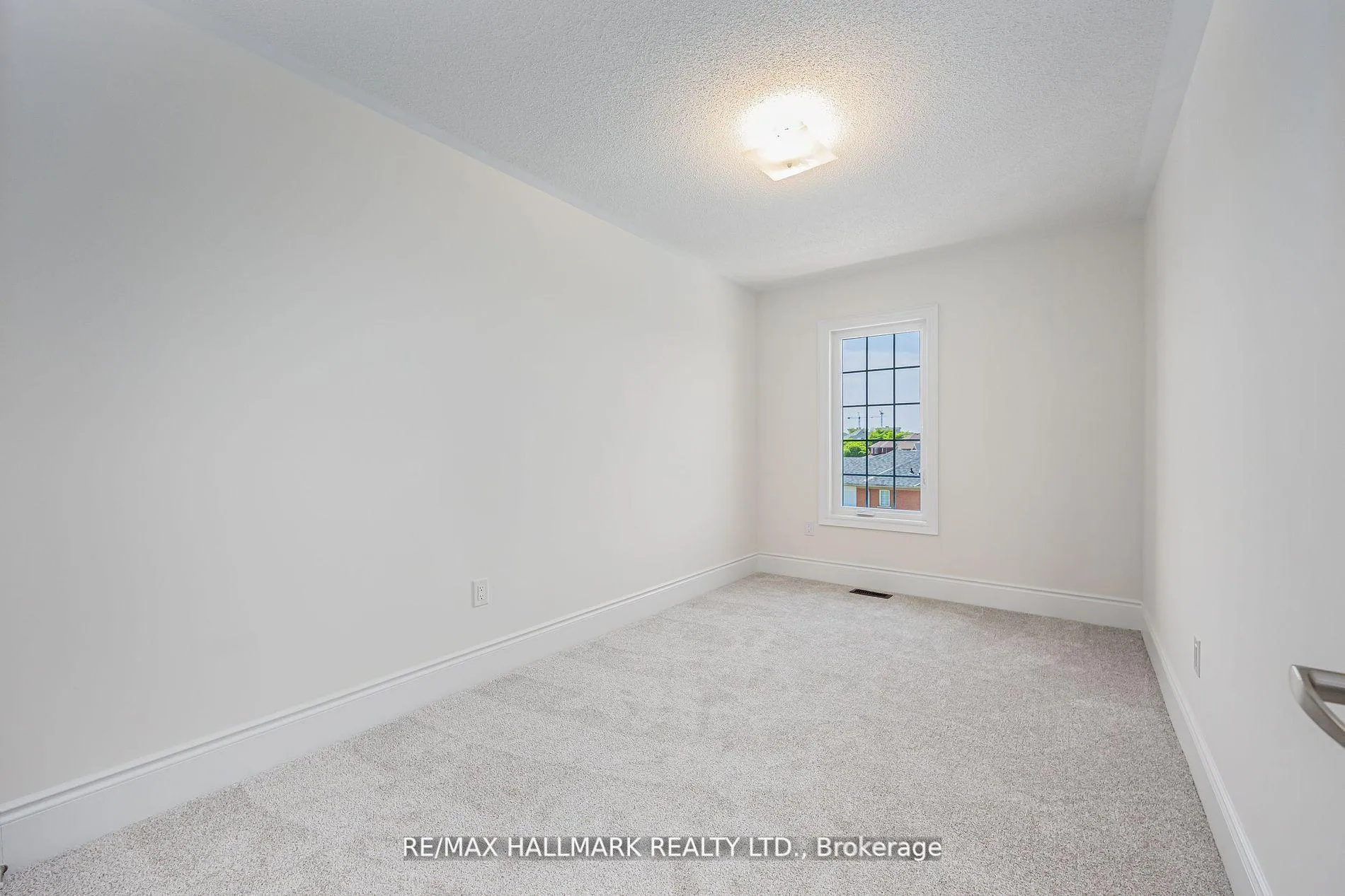 Photo 31 of 307 Swan Park Road, Markham, Greensborough — HOMEH
