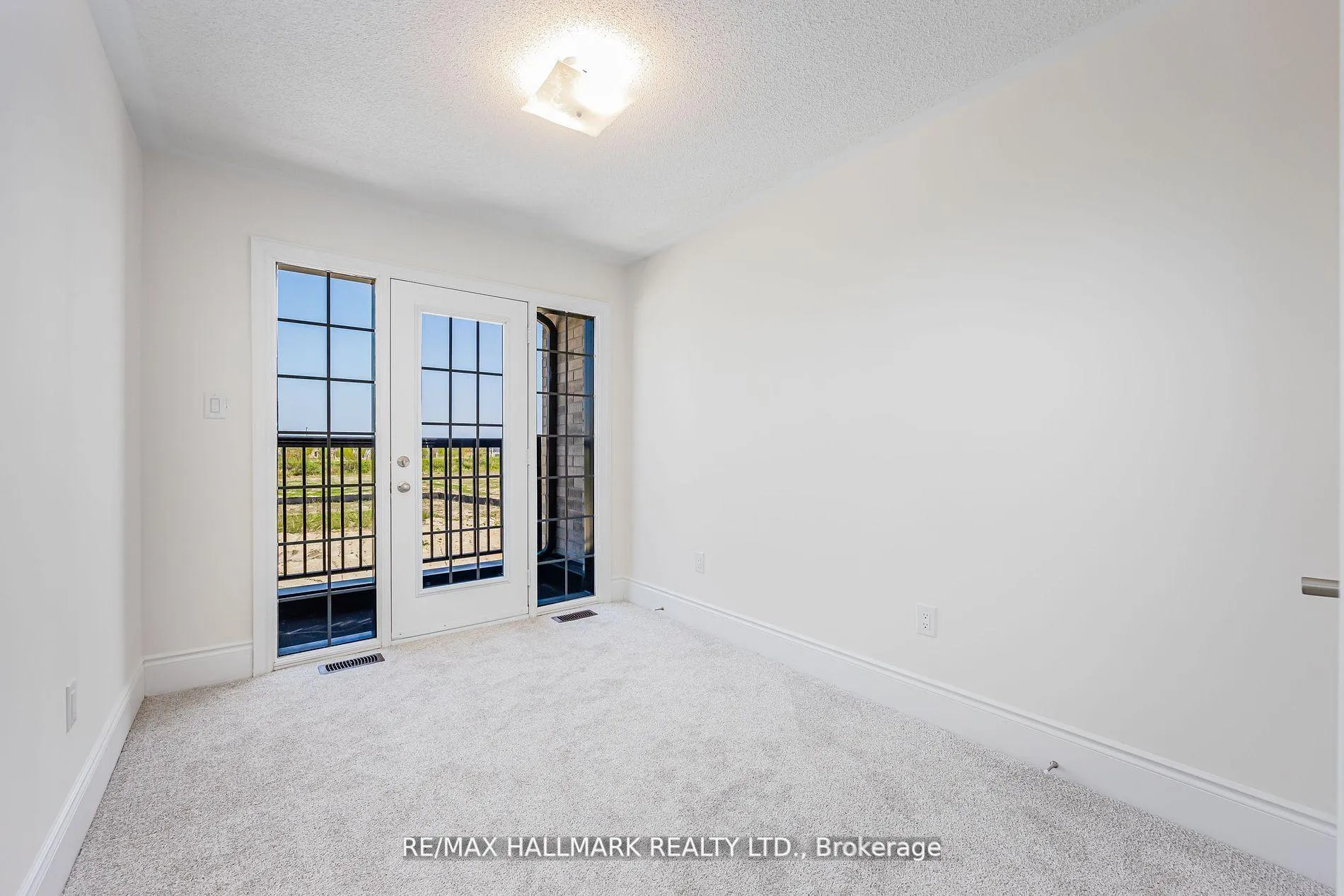 Photo 36 of 307 Swan Park Road, Markham, Greensborough — HOMEH