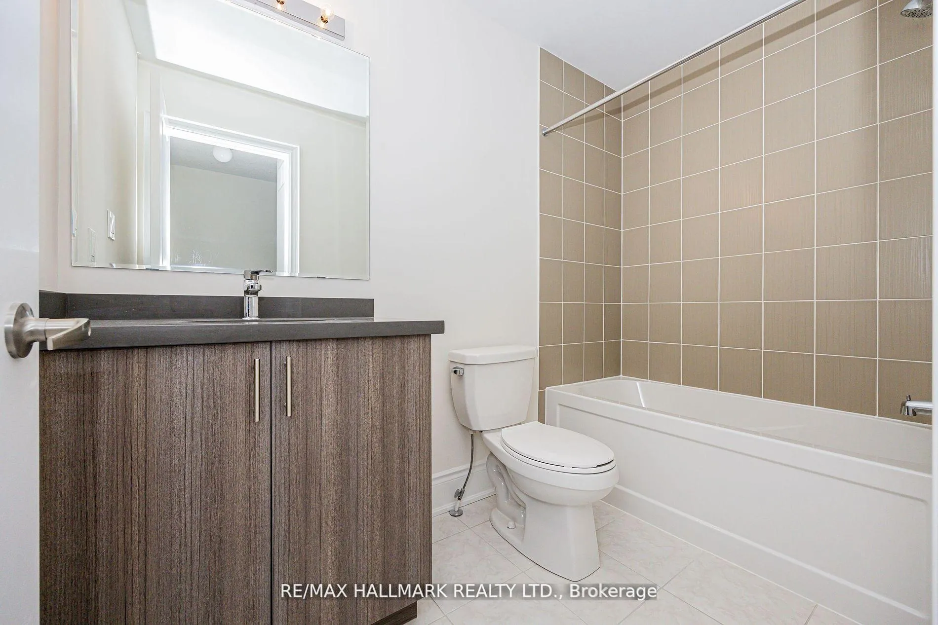 Photo 37 of 307 Swan Park Road, Markham, Greensborough — HOMEH