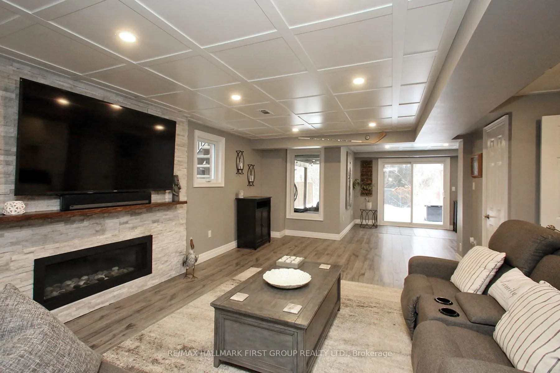 Photo 23 of 1010 Glenbourne Drive, Oshawa, Pinecrest — HOMEH