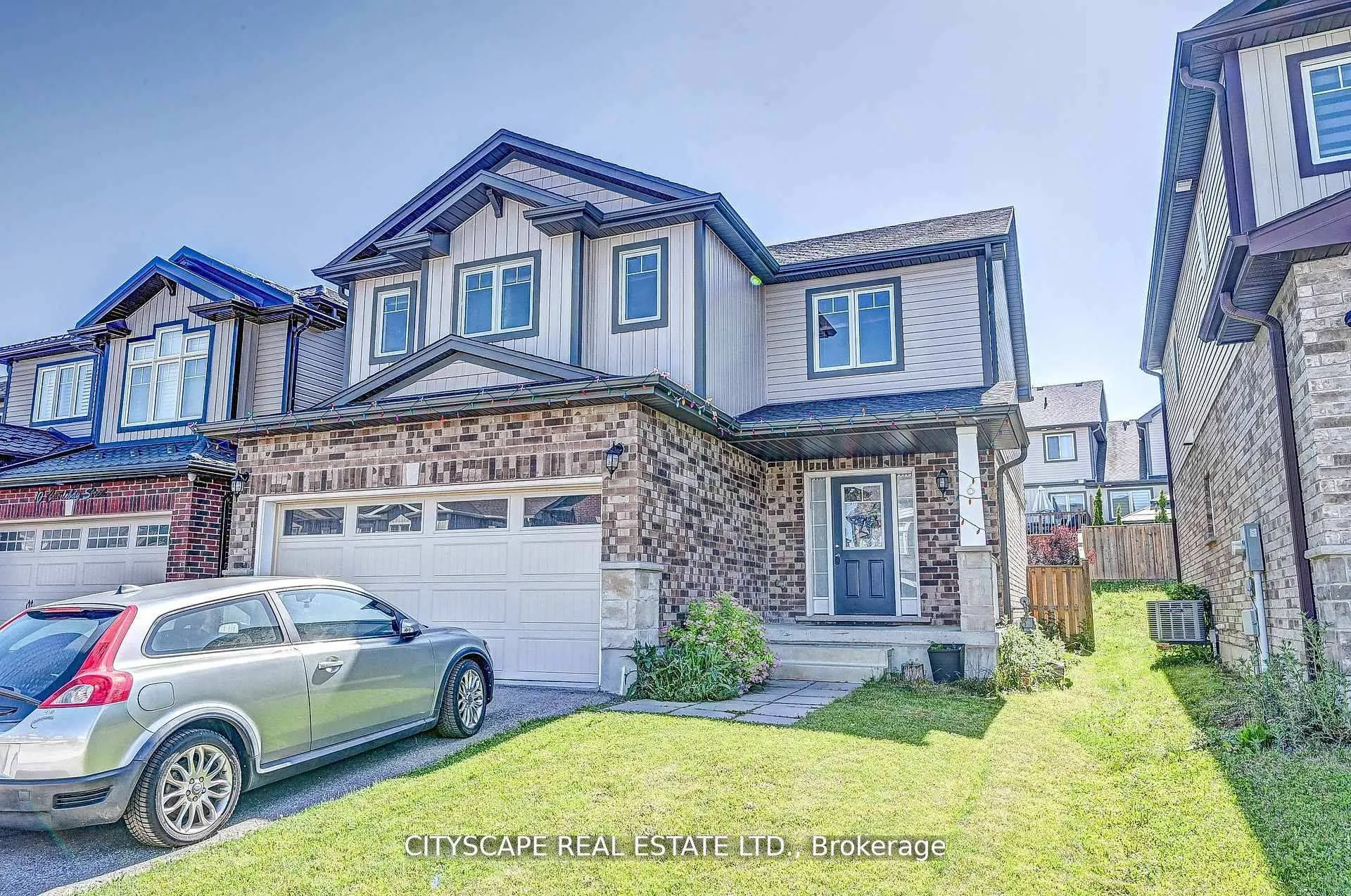 Front of 6 Castlebay Street