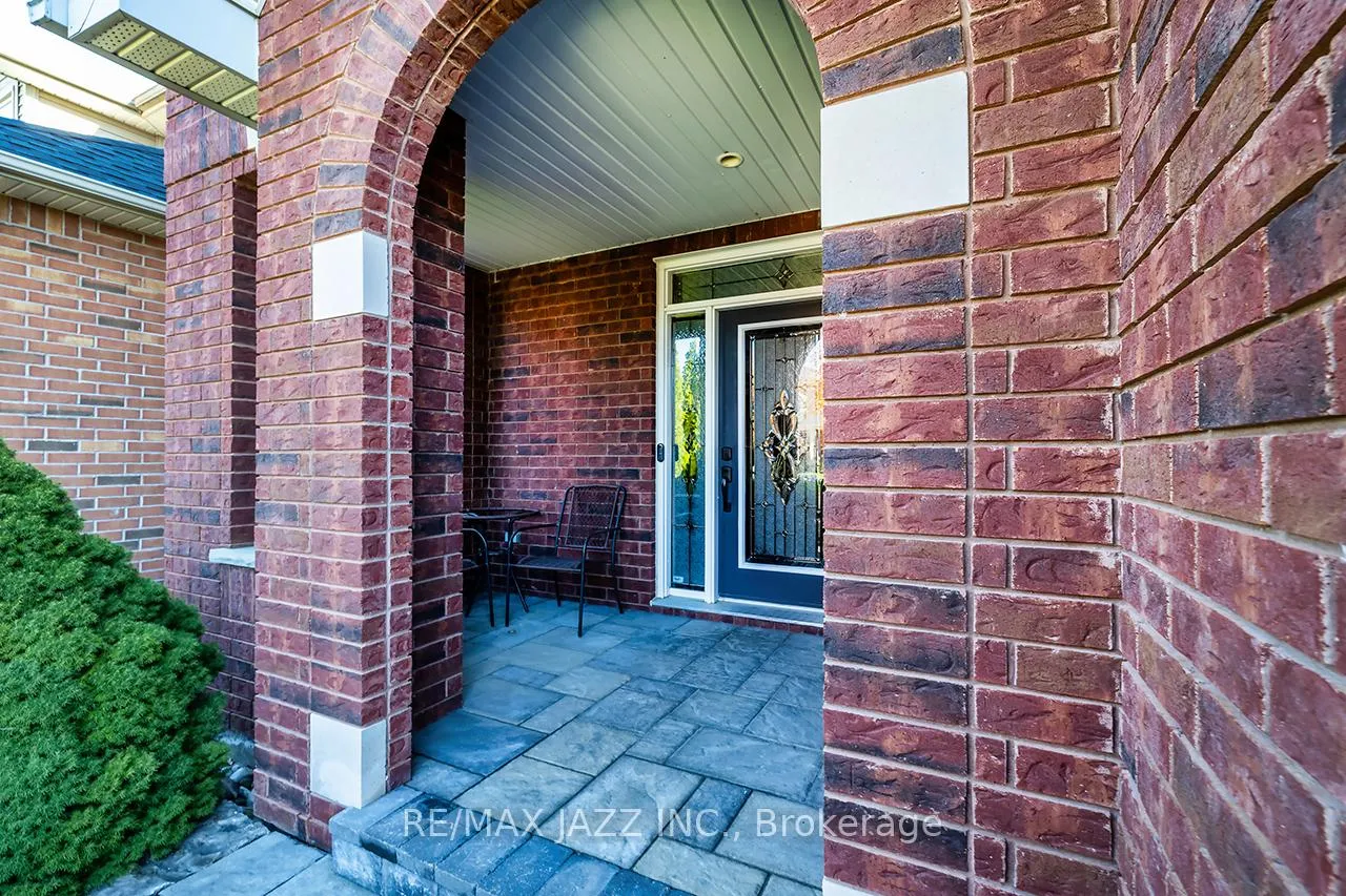 Photo 3 of 2246 Pindar Crescent, Oshawa, Kedron — HOMEH